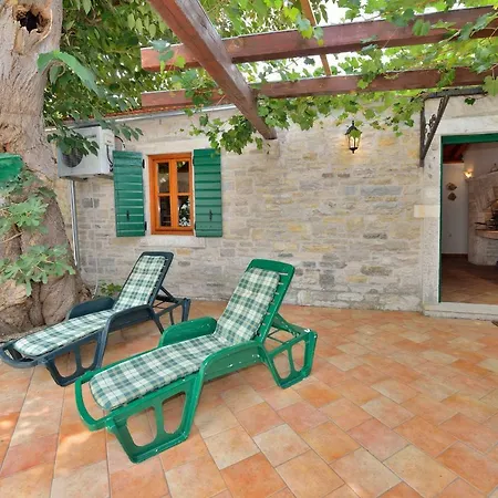 Oak * Smilcic